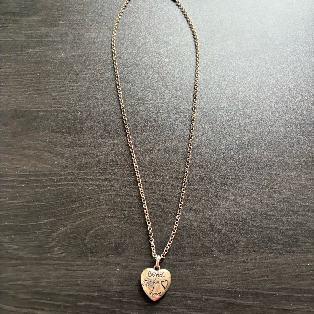 Gucci Silver Blind For Love Heart Pendant Necklace - Picture 3 of 7